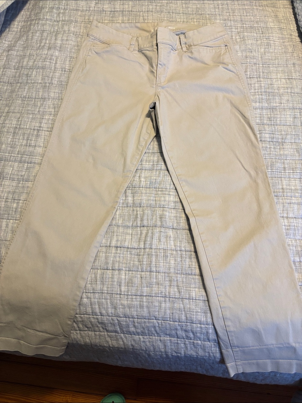 Old Navy Men's Straight Chinos in Light Khaki
